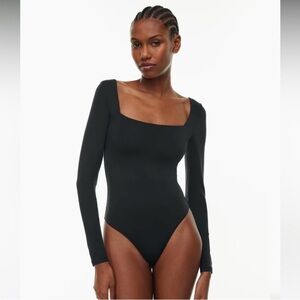 Babaton Contour Square Neck Bodysuit XL